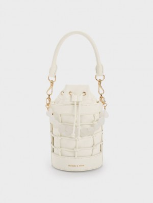 Charles & Keith Heart Motif Caged Bucket Tasche Weiß | 187YJBZWU