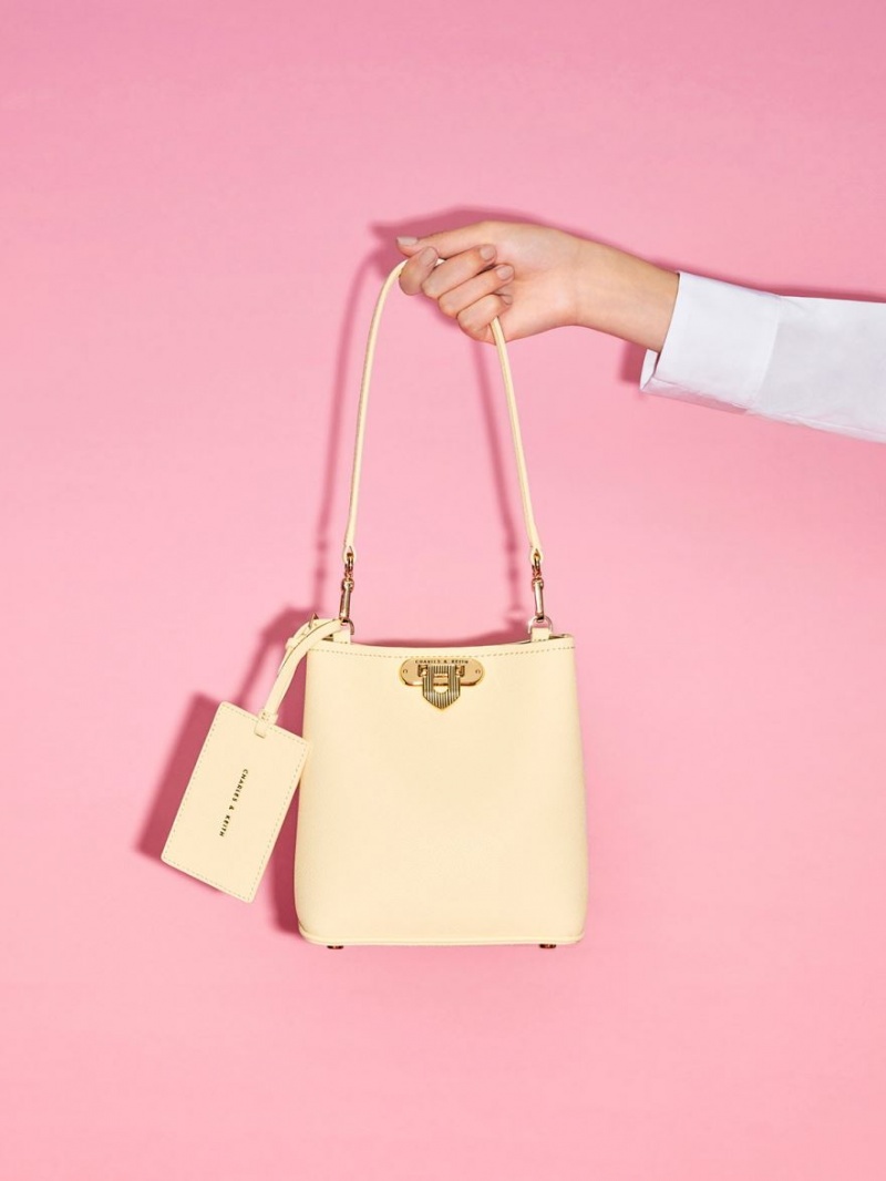 Charles & Keith Alcott Bucket Tasche Beige | 803YOGNPC