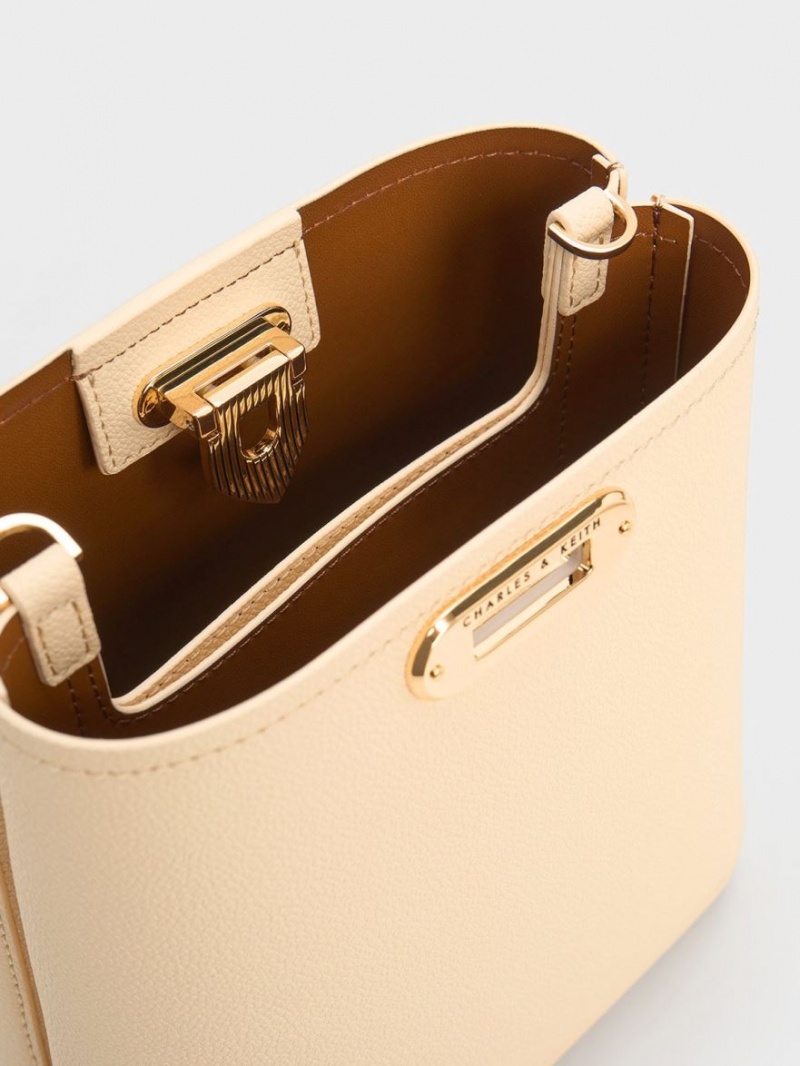 Charles & Keith Alcott Bucket Tasche Beige | 803YOGNPC