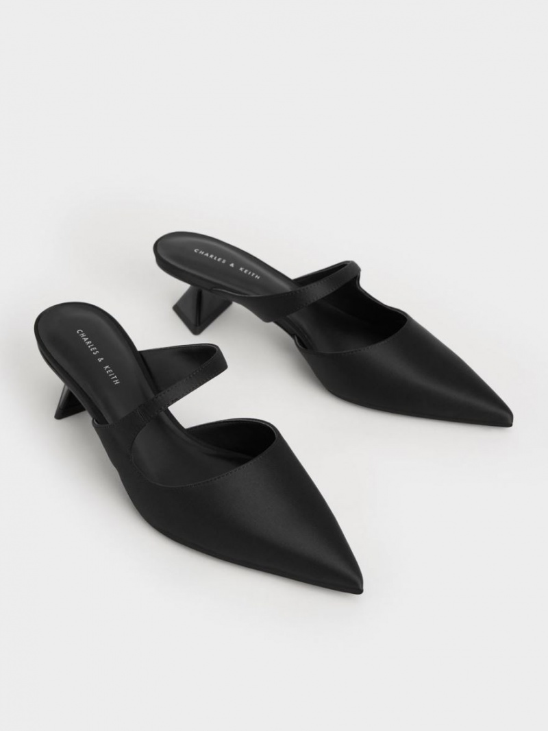 Charles & Keith Asymmetric Sculptural Heel Pumps Schwarz | 527AVFGLO