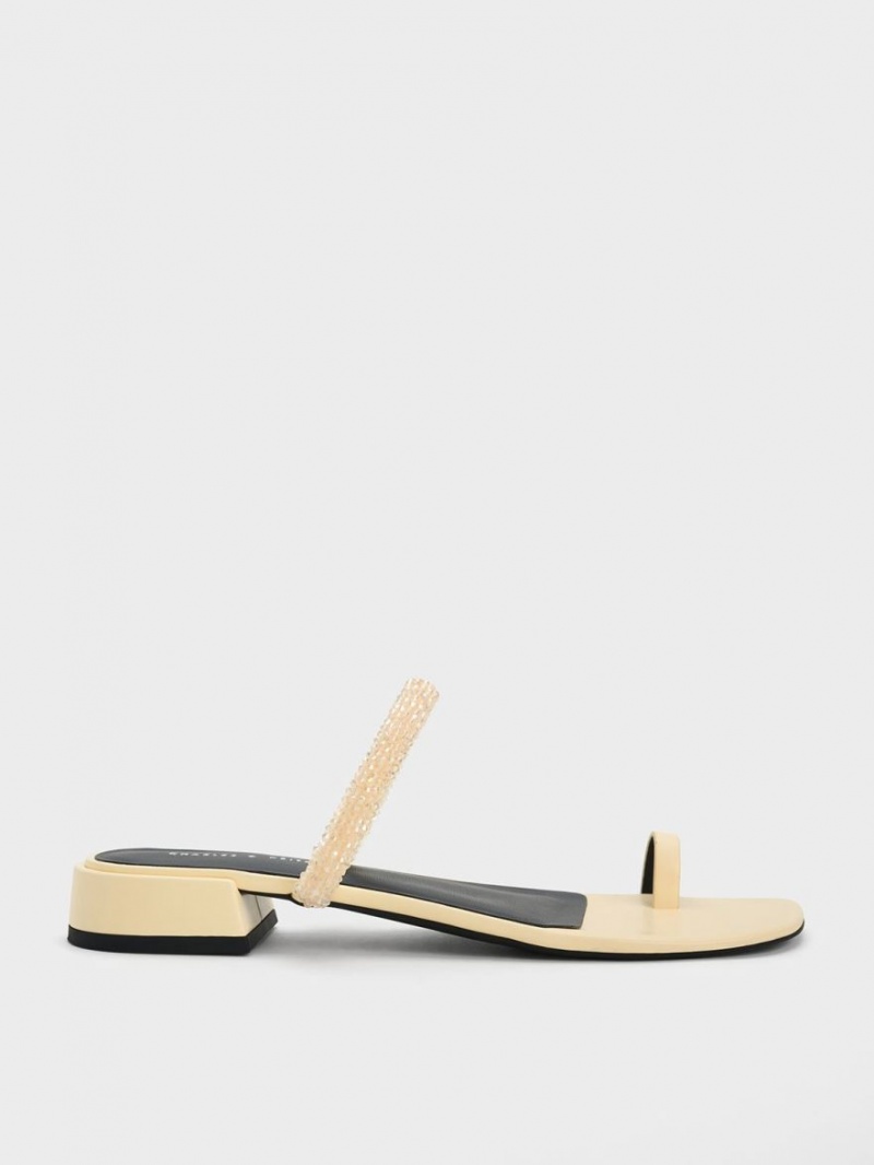 Charles & Keith Beaded Kappe-Ring Sandalen Flach Gelb | 270AEWYPO