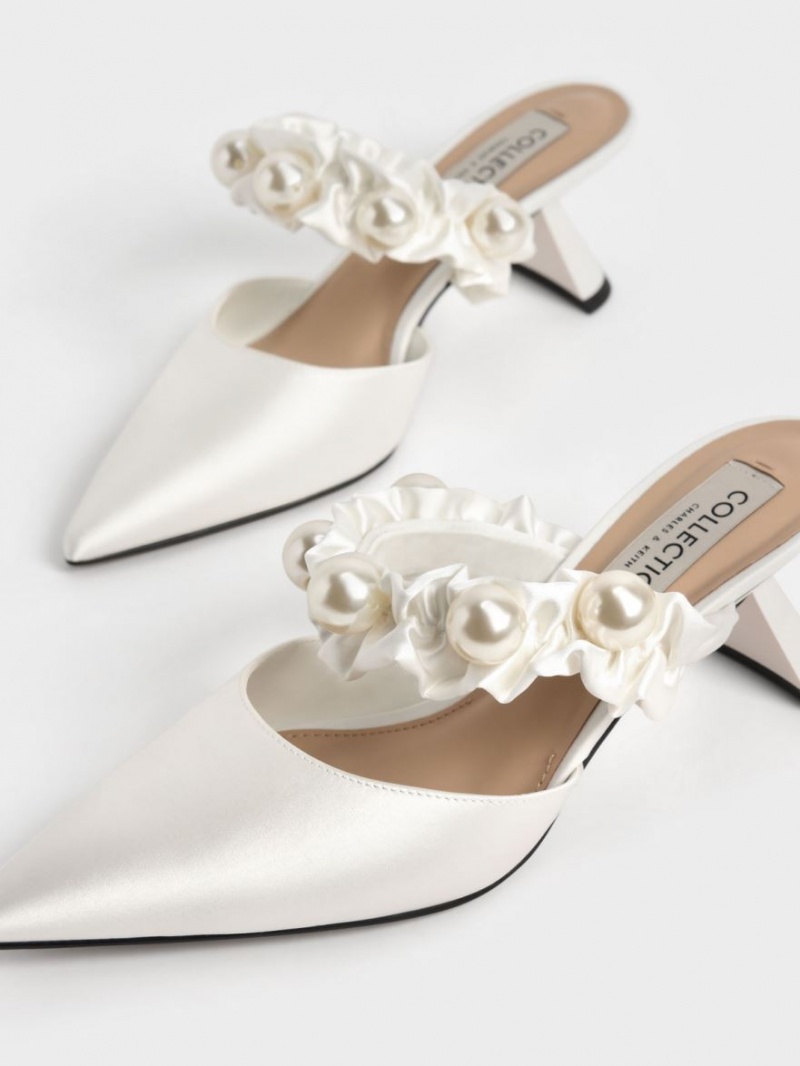 Charles & Keith Blythe Bead Embellished Satin Pumps Weiß | 398IYTGBH