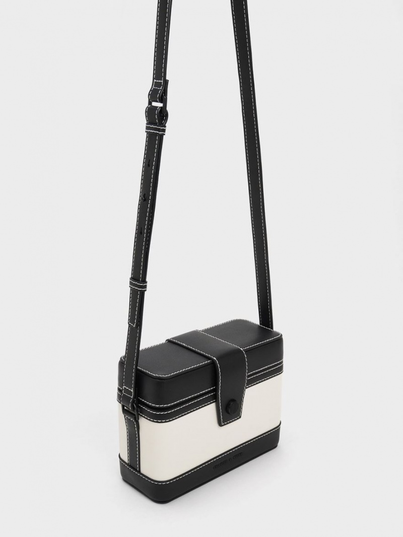 Charles & Keith Bronte Contrast-Trim Boxy Crossbody Taschen Schwarz Weiß | 706HKTRYE