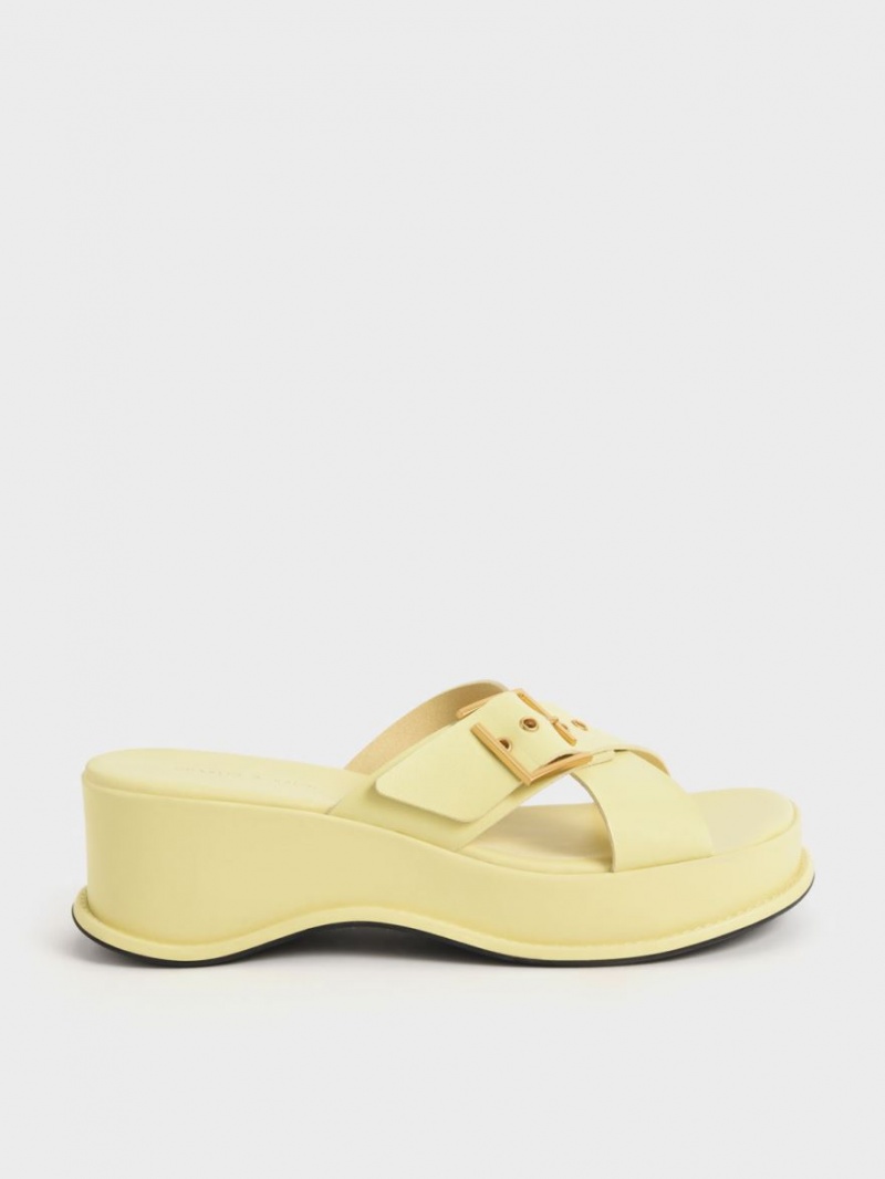 Charles & Keith Buckled Crossover Plateausandalen Gelb | 198FIQGYT