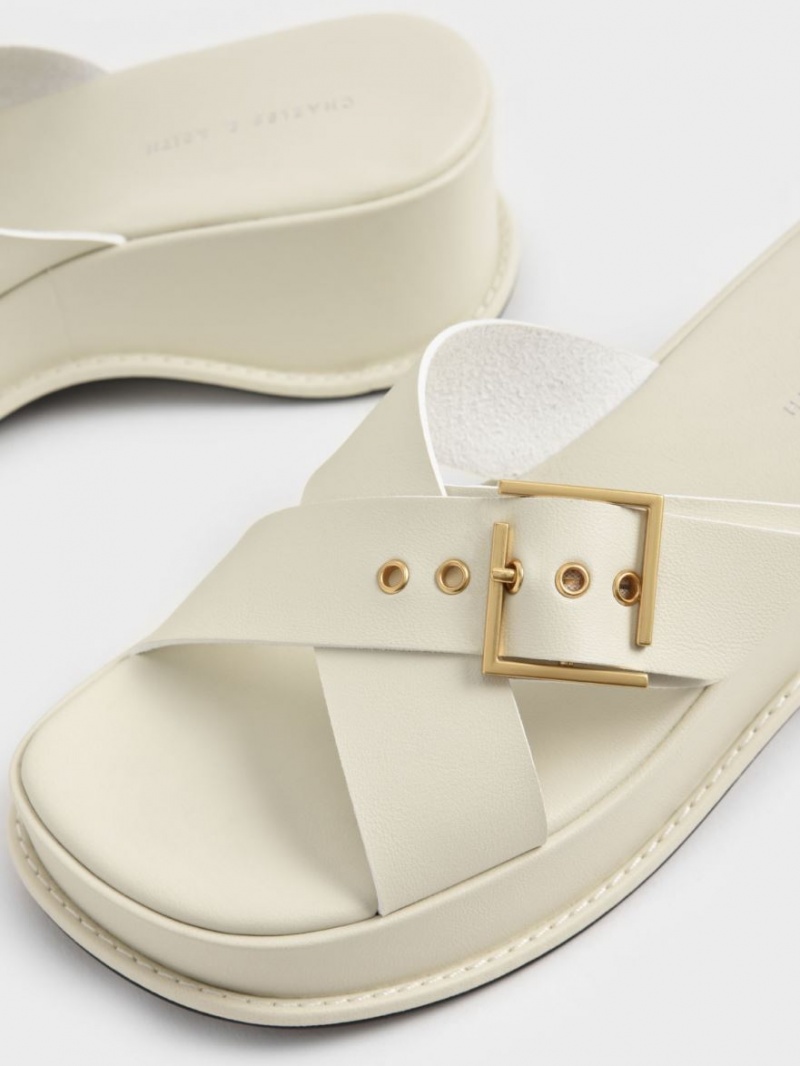 Charles & Keith Buckled Crossover Plateausandalen Weiß | 503UNLKGJ