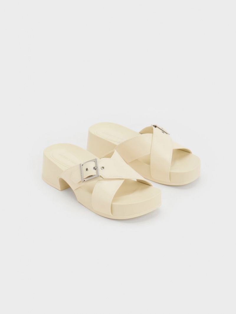 Charles & Keith Buckled Crossover Plateausandalen Weiß | 895QSYMLZ