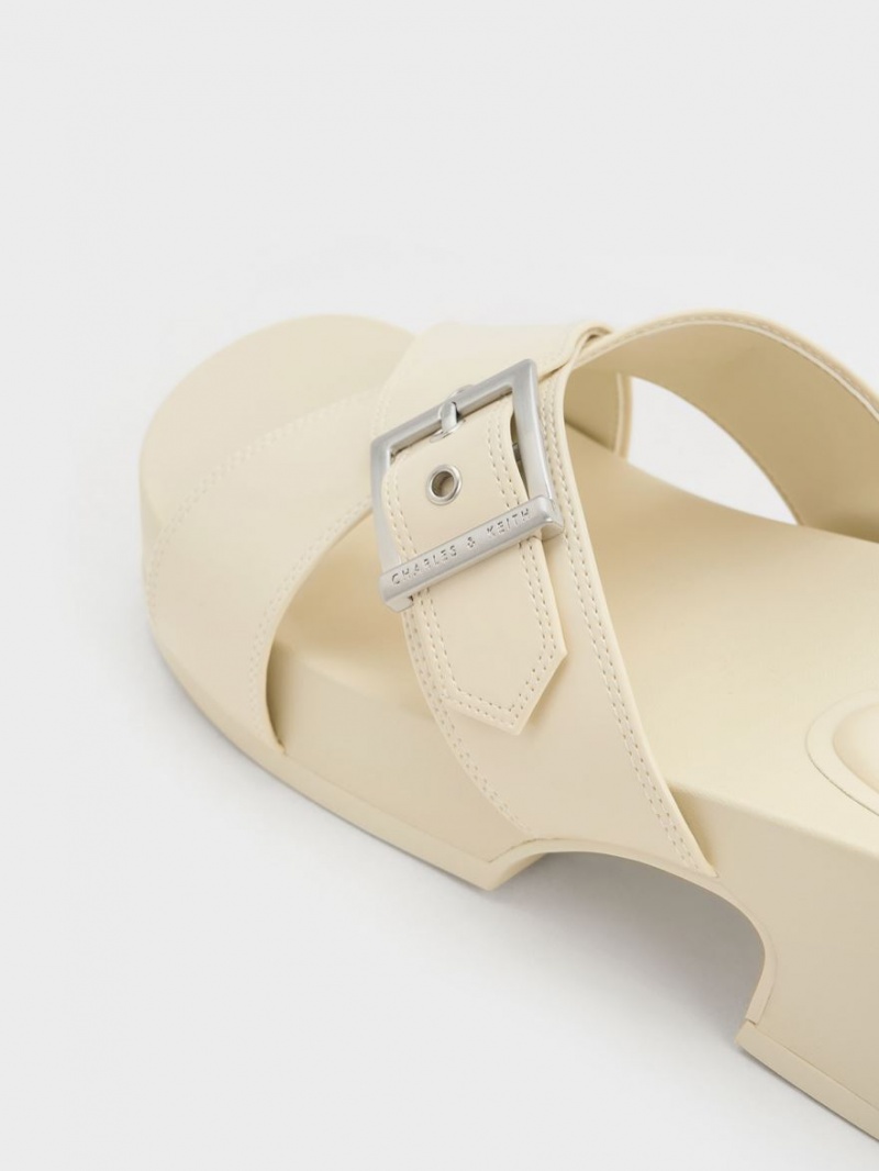 Charles & Keith Buckled Crossover Plateausandalen Weiß | 895QSYMLZ