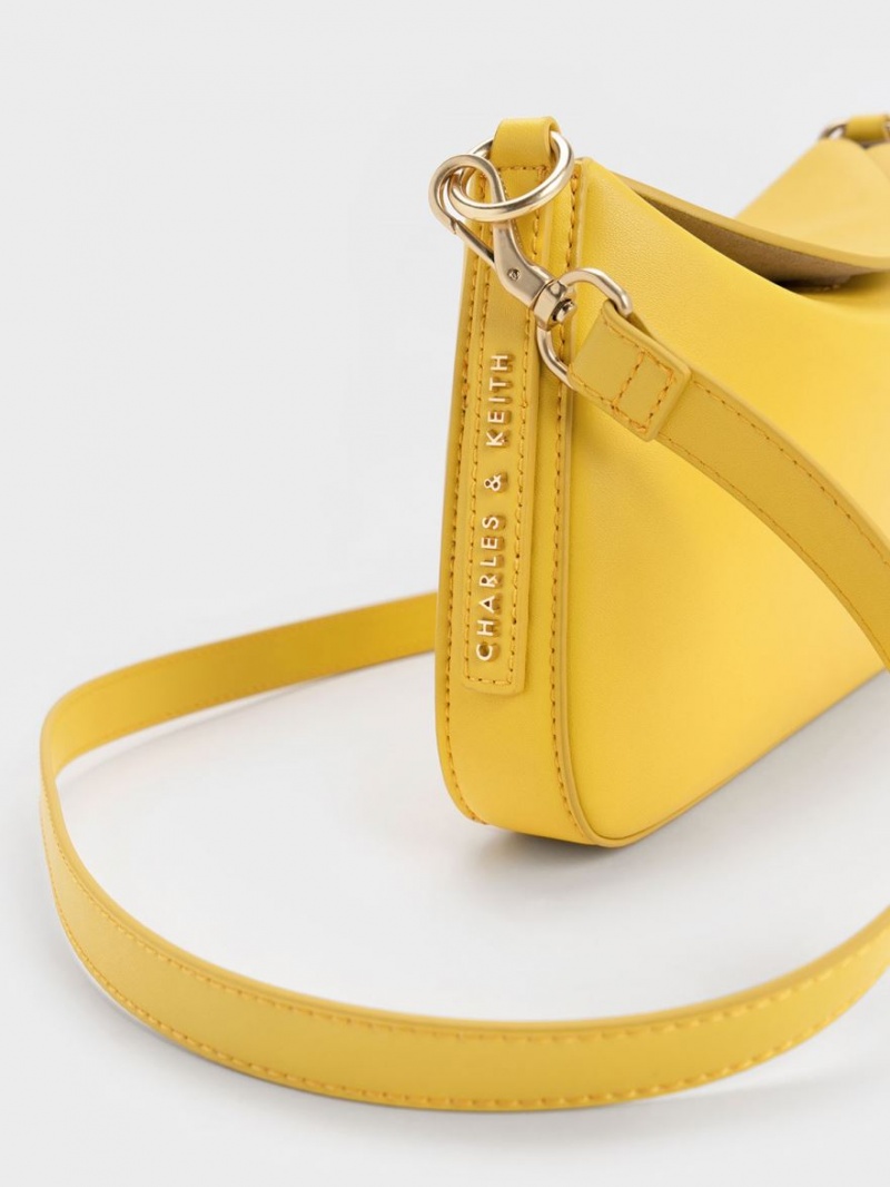 Charles & Keith Catena Chain Handtasche Gelb | 327YZUIOF