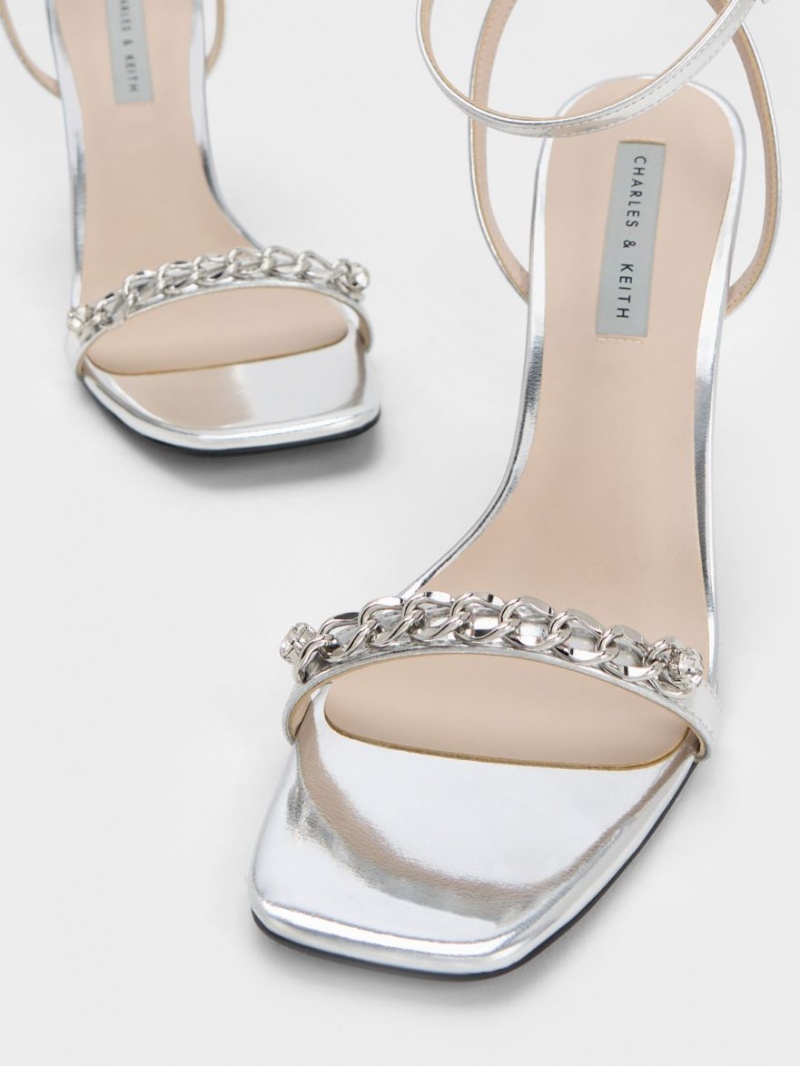 Charles & Keith Chain-Embellished Metallic Ankle Riemchensandalen Silber | 325NWZMDK