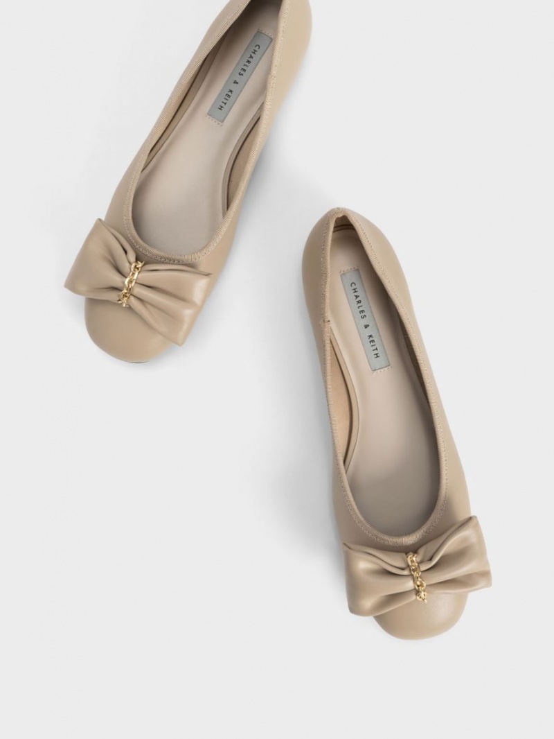 Charles & Keith Chain-Link Bow Ballerinas Beige | 763OFPCLN