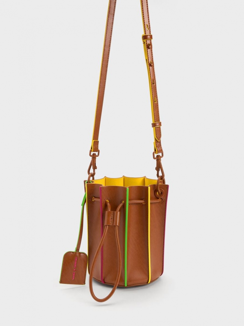 Charles & Keith Clove Top Handle Bucket Tasche Braun | 570SMXJQT