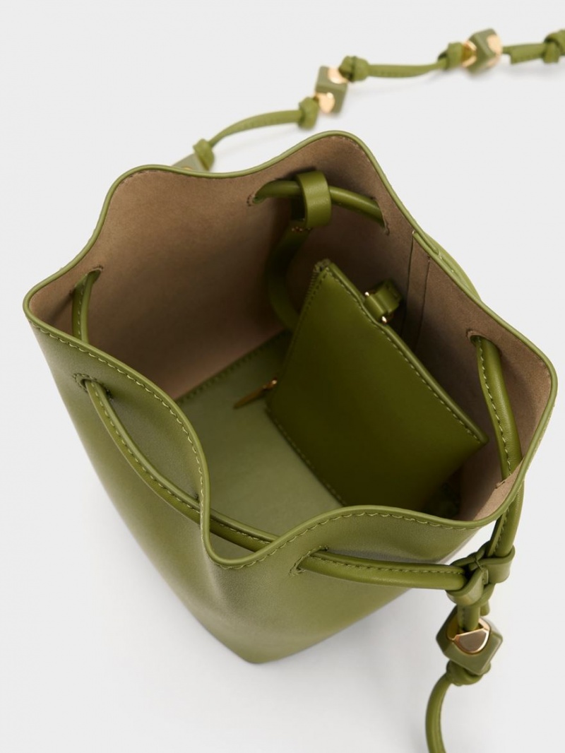 Charles & Keith Cube Knotted Bucket Tasche Olivgrün | 902TKNPXA