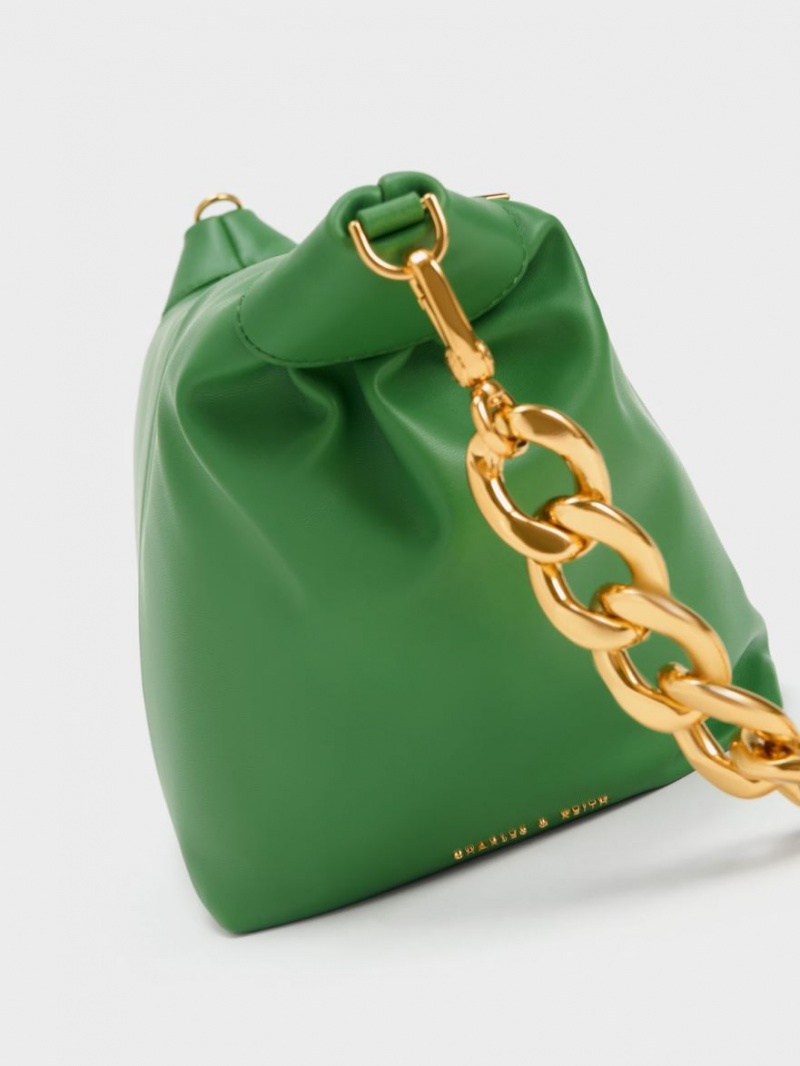 Charles & Keith Daki Chain Handle Hobo Tasche Grün | 452SHYOTW