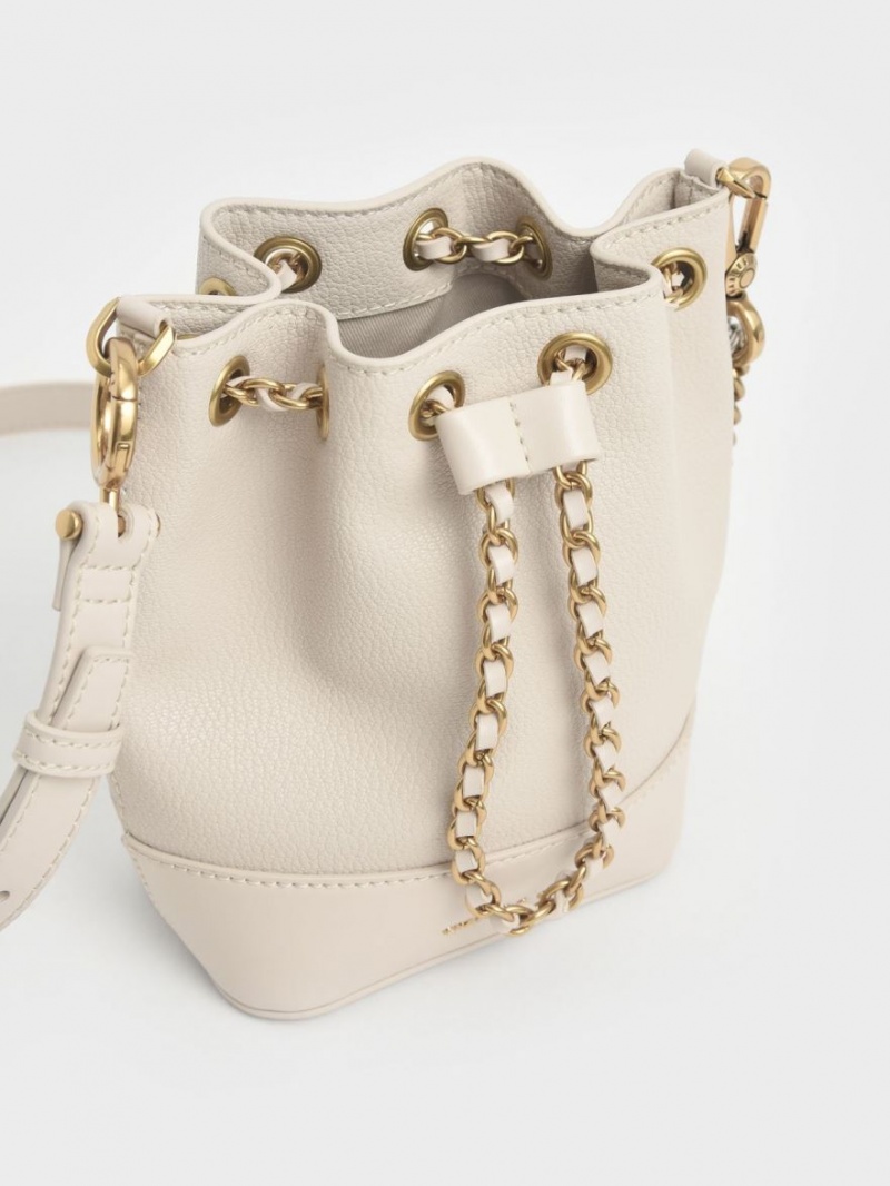 Charles & Keith Dancer Chunky Chain Bucket Tasche Weiß | 827BYEHNI