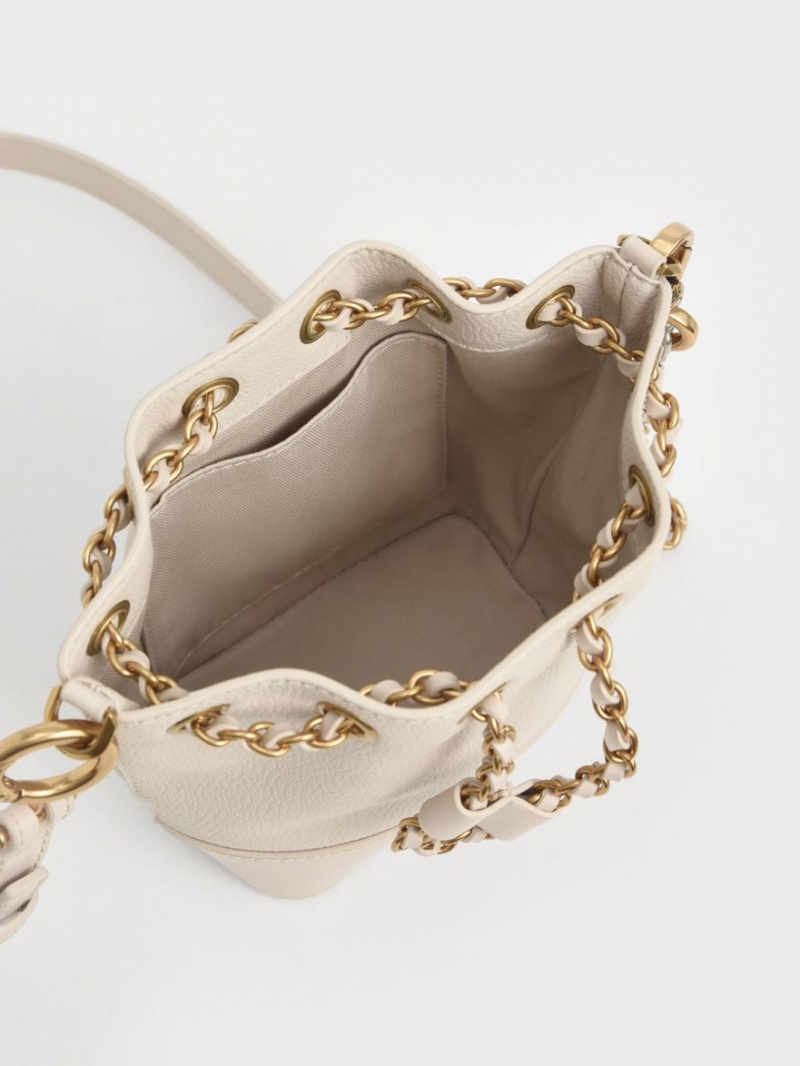 Charles & Keith Dancer Chunky Chain Bucket Tasche Weiß | 827BYEHNI