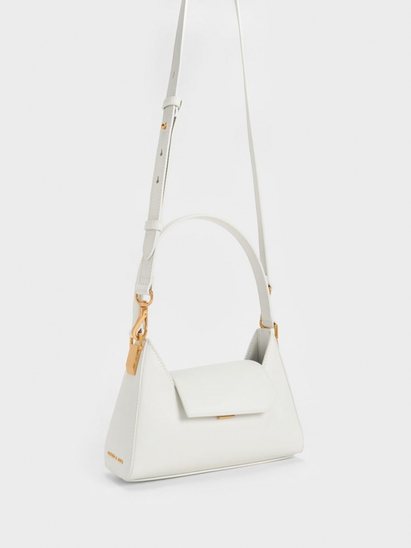 Charles & Keith Front Flap Trapeze Schultertaschen Weiß | 679JFCMQK