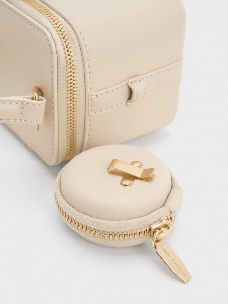 Charles & Keith Gaia Boxy Top Handtasche Beige | 650EPOUCJ