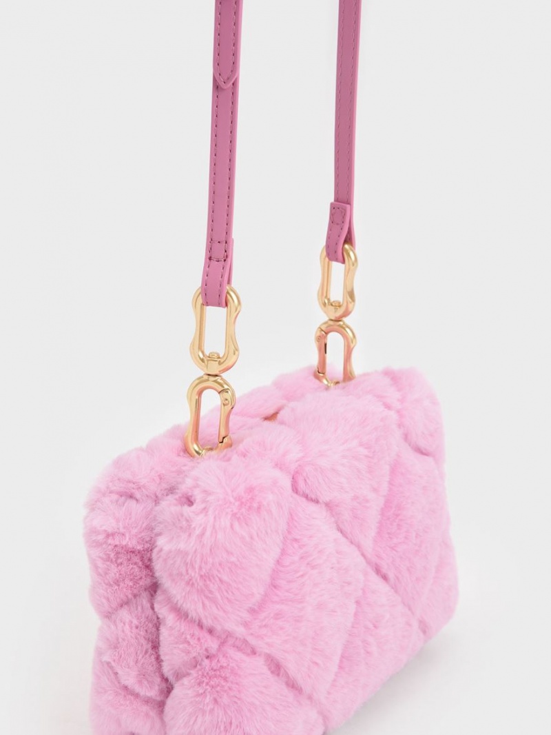 Charles & Keith Gemma Chunky Chain Handle Furry Gesteppt Boxy Crossbody Taschen Rosa | 705ETNOAK