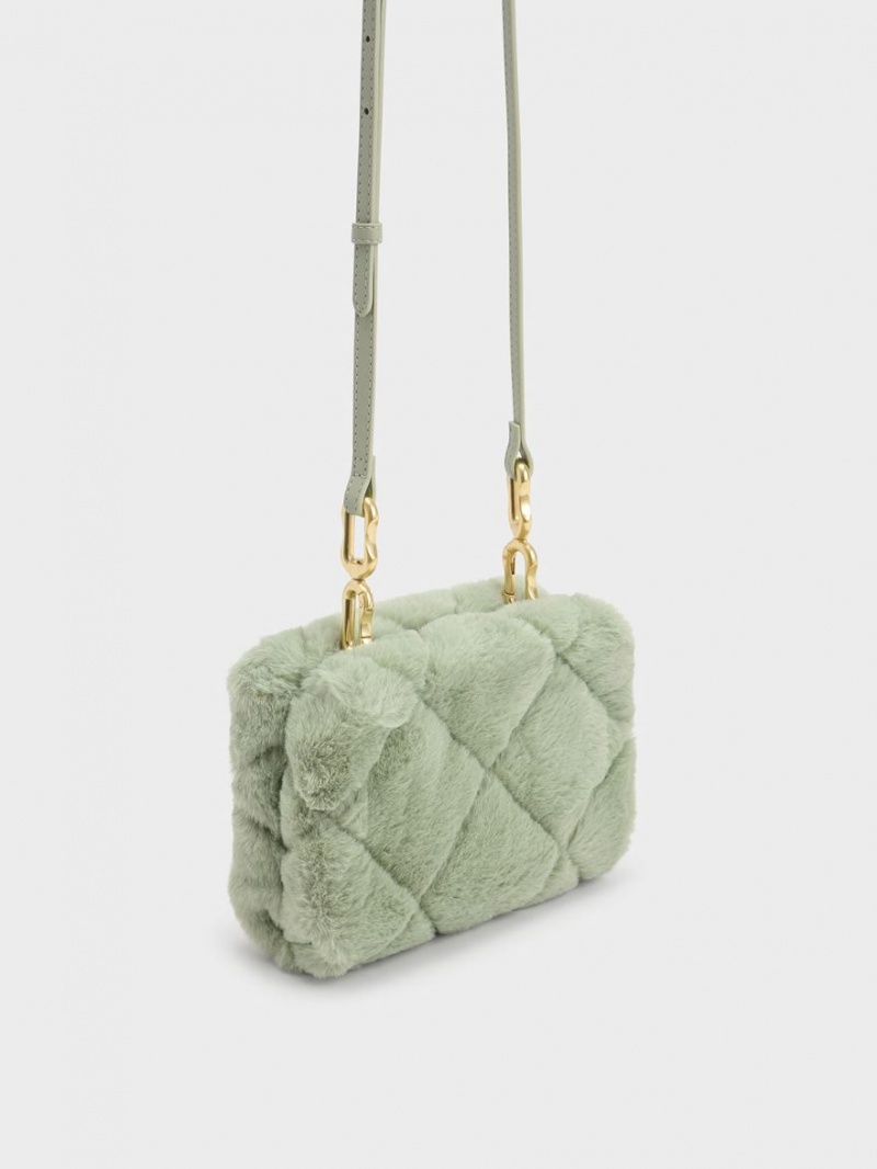 Charles & Keith Gemma Chunky Chain Handle Furry Gesteppt Boxy Crossbody Taschen Mintfarben | 063DEBIHQ