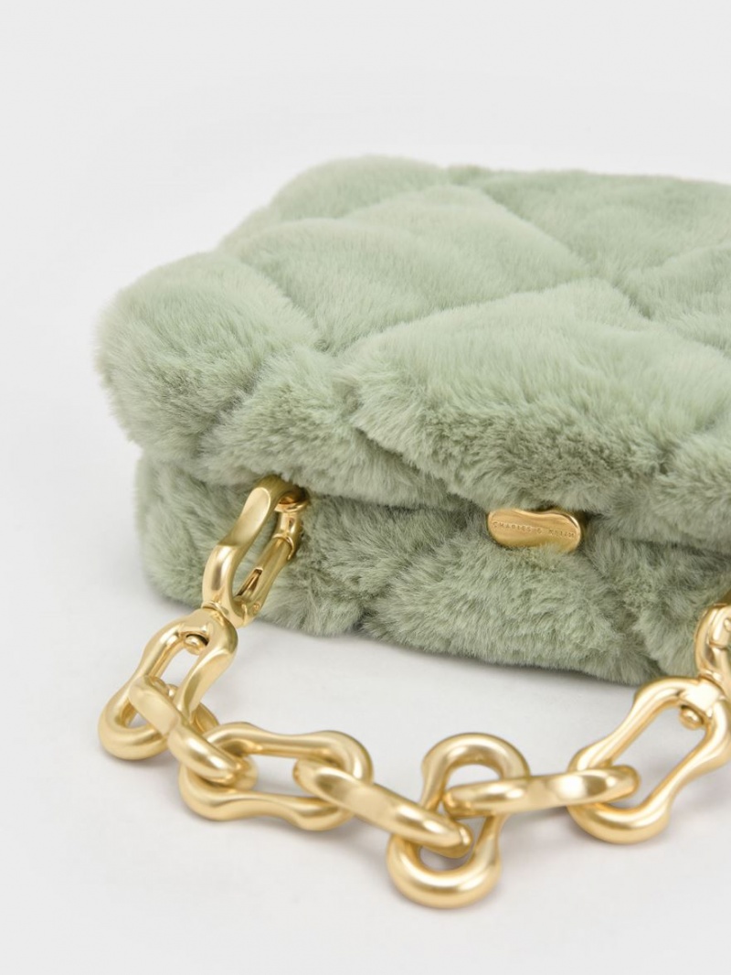 Charles & Keith Gemma Chunky Chain Handle Furry Gesteppt Boxy Crossbody Taschen Mintfarben | 063DEBIHQ