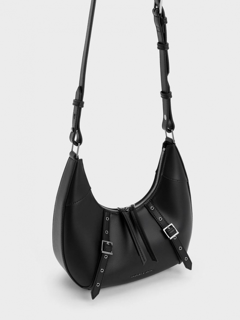 Charles & Keith Grommet Crescent Hobo Tasche Schwarz | 845PZOFND