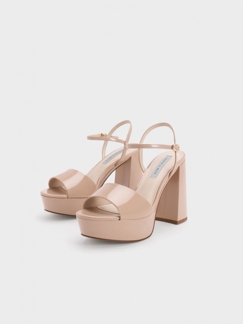 Charles & Keith Halle Peep-Kappe Lack Plateausandalen Beige | 854RDFMHL