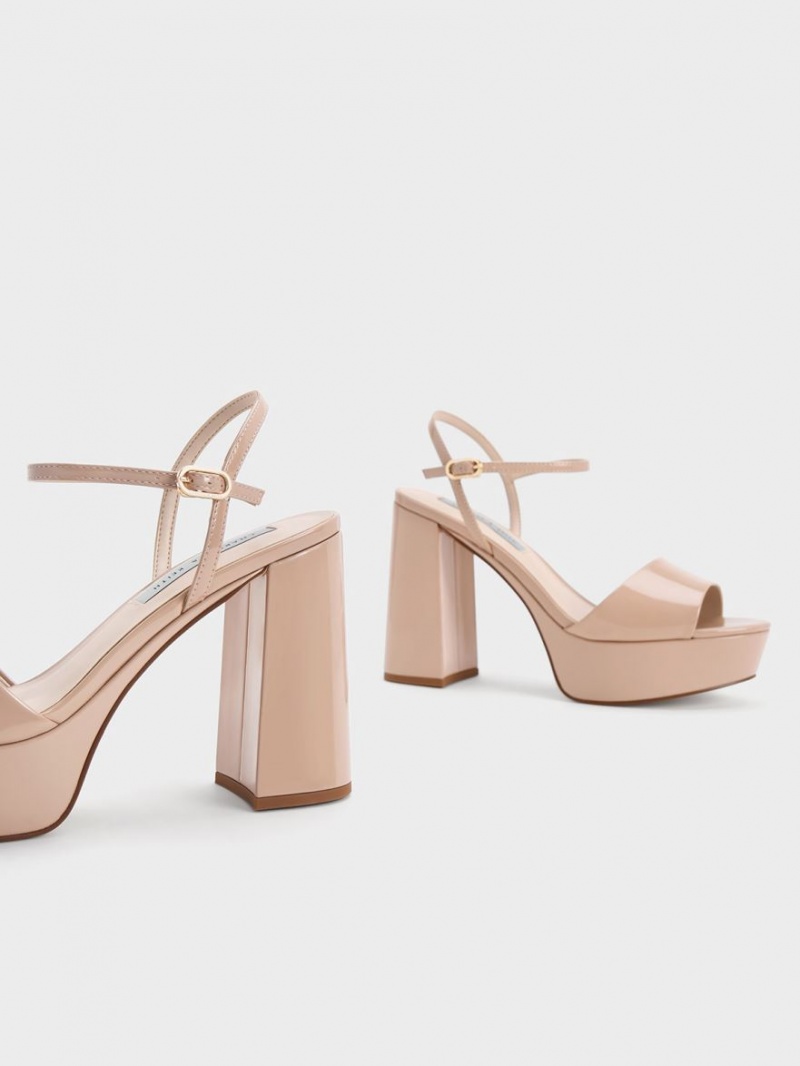 Charles & Keith Halle Peep-Kappe Lack Plateausandalen Beige | 854RDFMHL