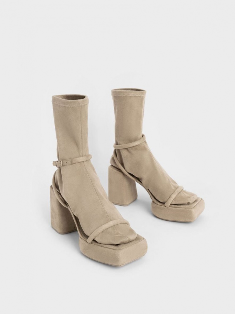 Charles & Keith Lucile Textured Calf Plateau Stiefel Beige | 249UTIASE