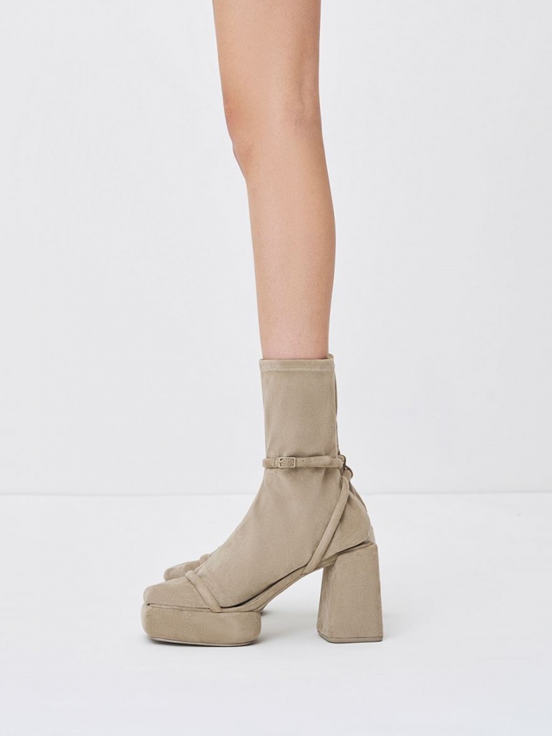 Charles & Keith Lucile Textured Calf Plateau Stiefel Beige | 249UTIASE