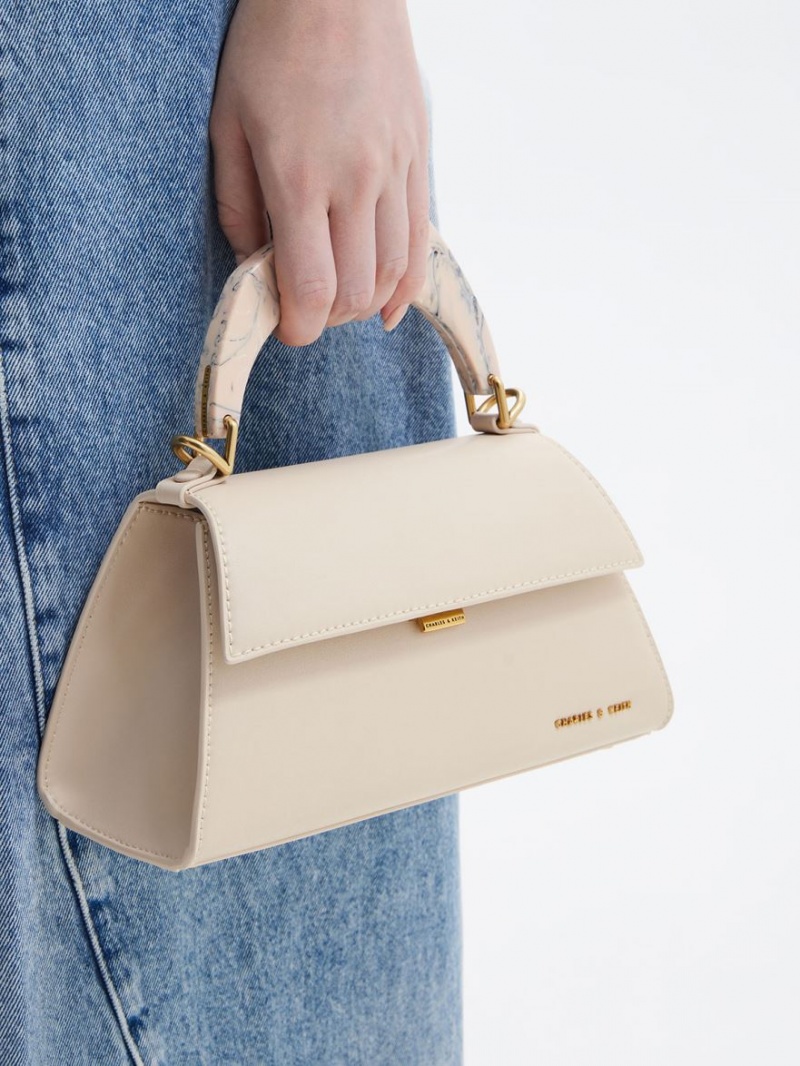 Charles & Keith Marlin Acrylic Handle Trapeze Tragetaschen Beige | 384SRCYTI