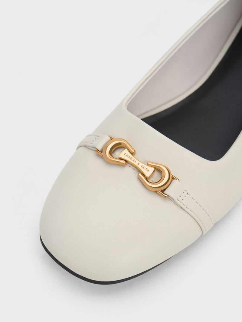 Charles & Keith Metallic Accent Ballerinas Weiß | 417HELWMD