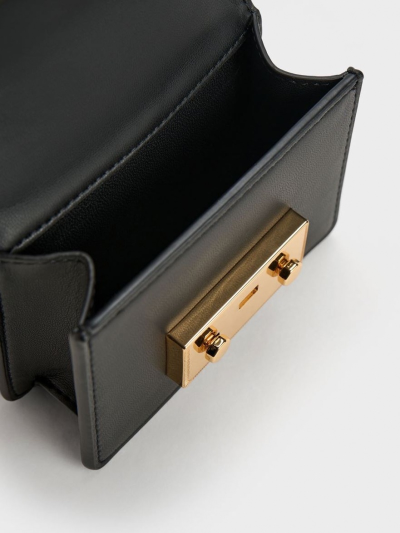 Charles & Keith Micro Charm-Embellished Clutch Tasche Schwarz | 395PEJAOC