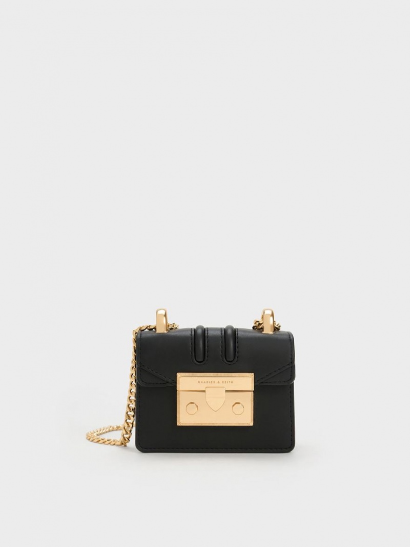 Charles & Keith Micro Charm-Embellished Clutch Tasche Schwarz | 395PEJAOC