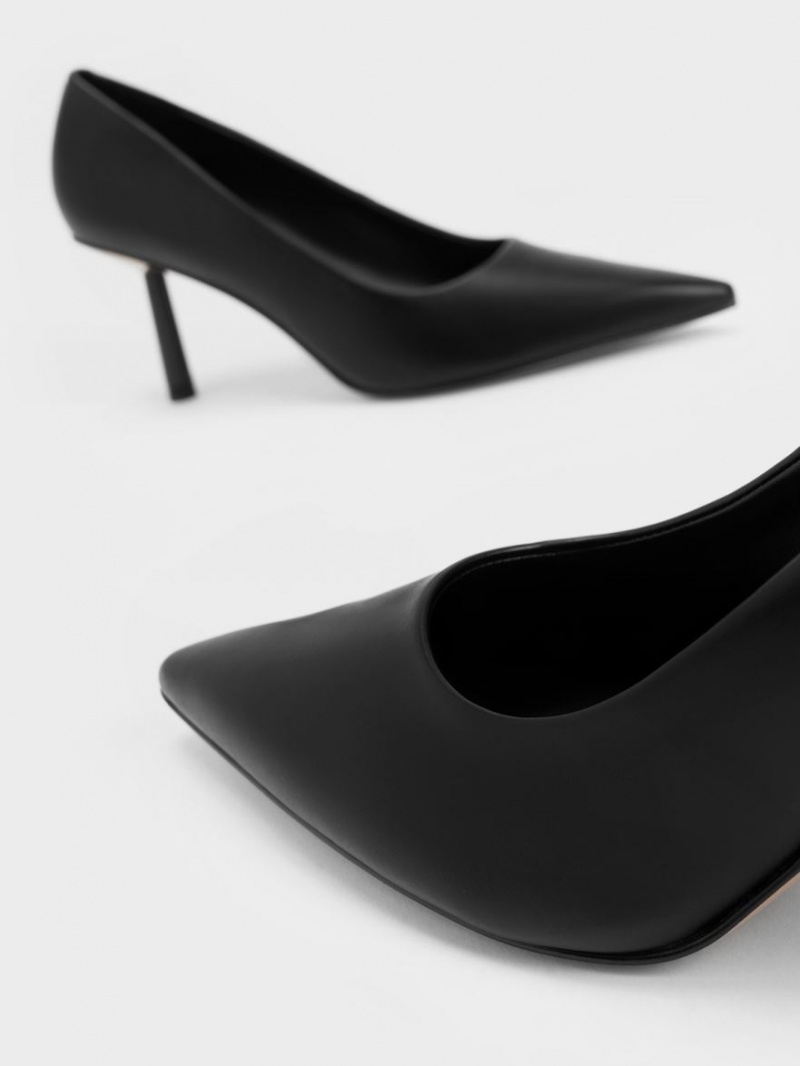 Charles & Keith Pointed-Kappe Cylindrical Heel Pumps Schwarz | 251QGPZEL