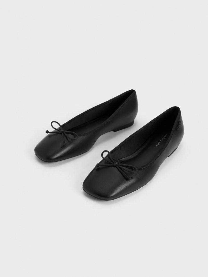 Charles & Keith Rhea Bow Ballerinas Schwarz | 932CGPHIS