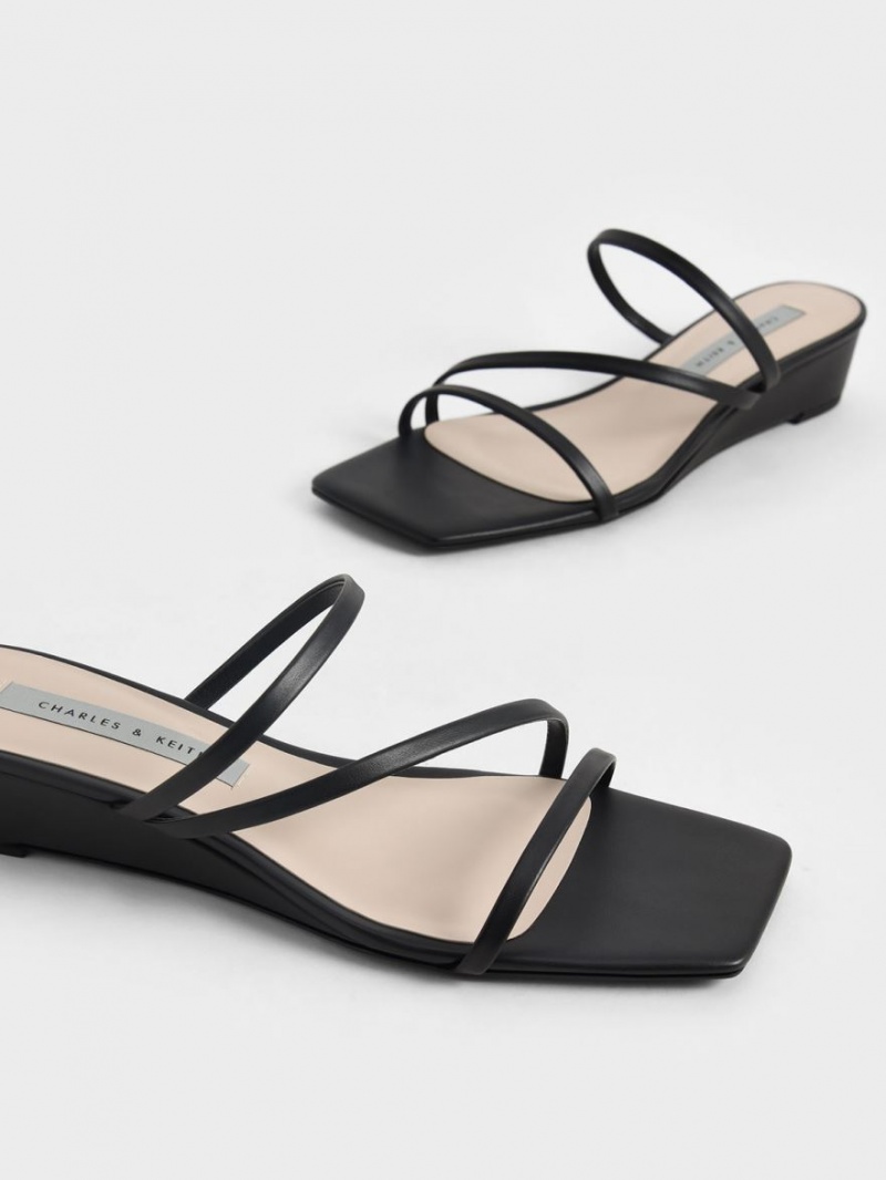 Charles & Keith Riemchen Wedge Mules Schwarz | 102LFQZAM