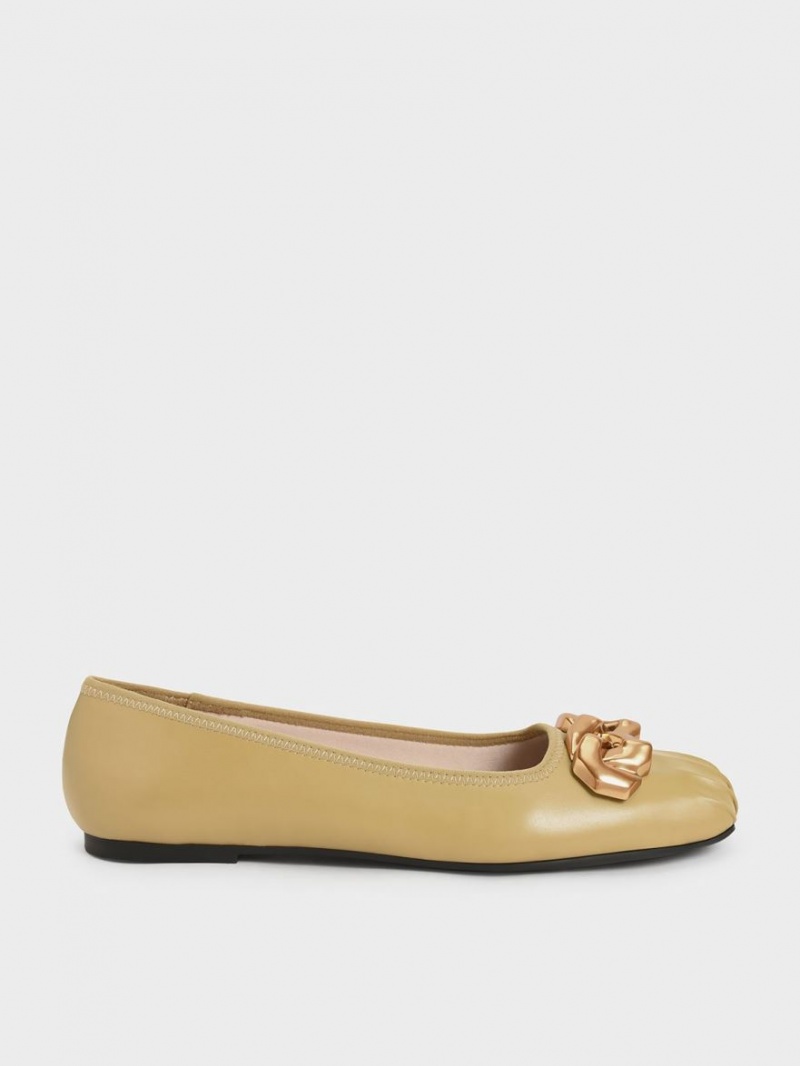 Charles & Keith Ruched Square-Kappe Chunky Chain-Link Ballerinas Senfgelb | 827USJPXI