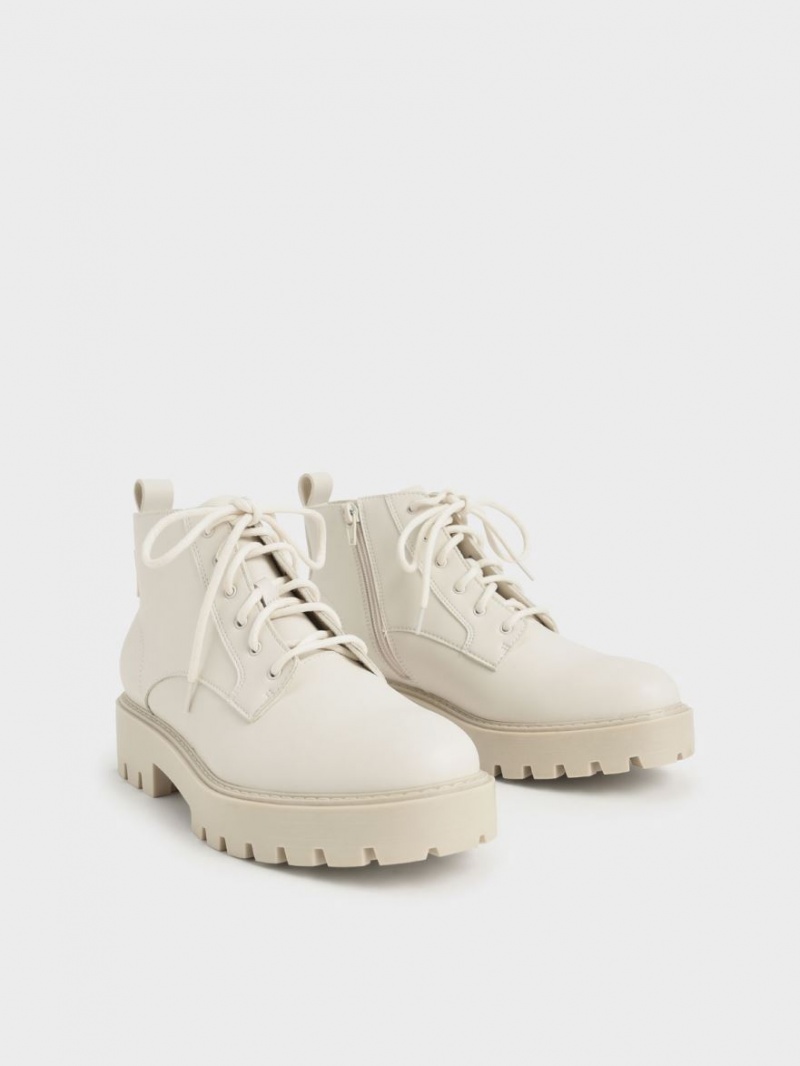 Charles & Keith Spitze-Up Chunky Stiefeletten Weiß | 240XFLZMW