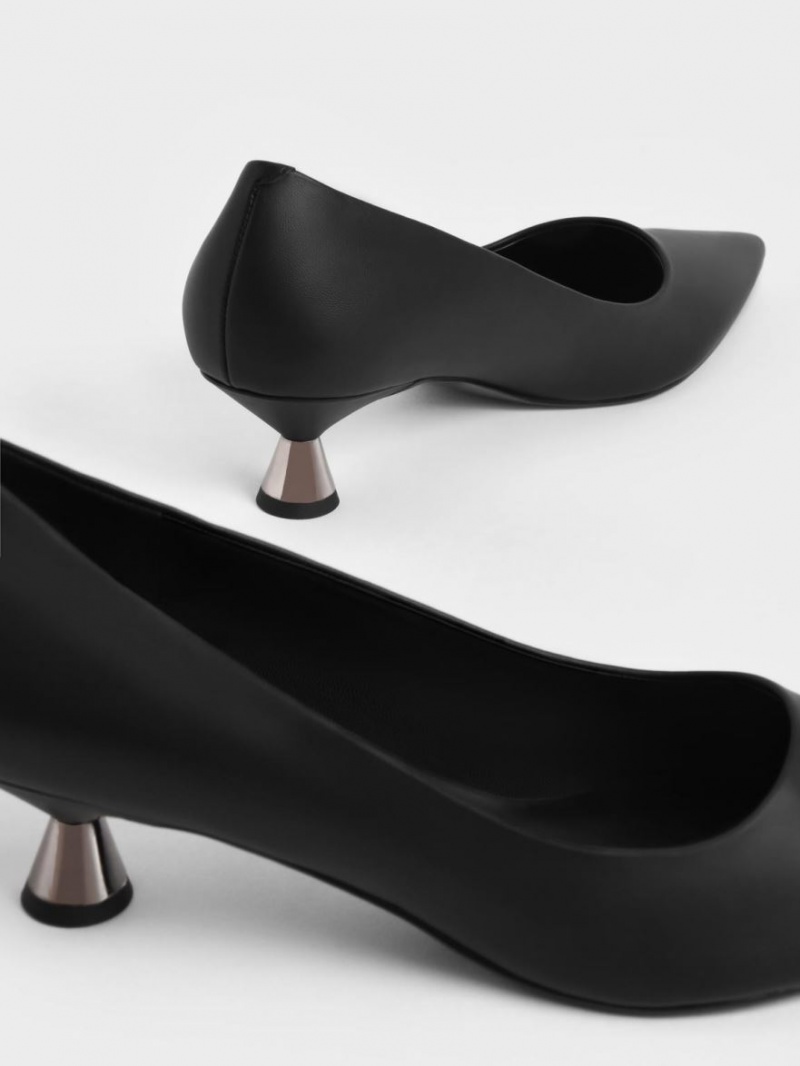 Charles & Keith Spool Heel Pumps Schwarz | 618PWJING