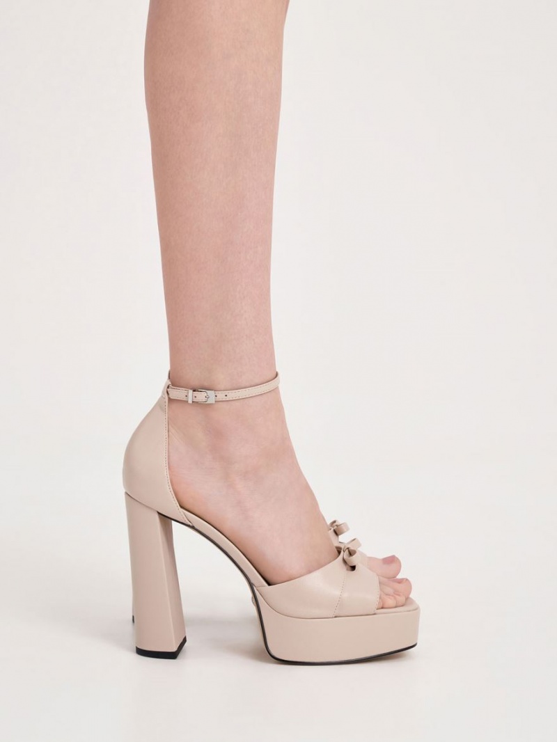 Charles & Keith Verona Leder Plateausandalen Beige | 275KSHPEV